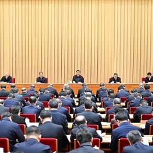 李強(qiáng)主持召開(kāi)中央金融委員會(huì)會(huì)議 深入學(xué)習(xí)貫徹習(xí)近平總書記在中央金融工作會(huì)議上的重要講話精神 審議推動(dòng)金融高質(zhì)量發(fā)展相關(guān)重點(diǎn)任務(wù)分工方案